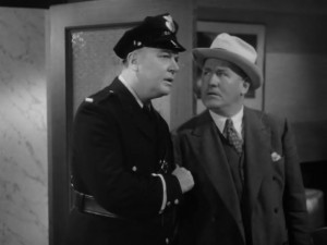 The Case of the Lucky Legs (1935) 5