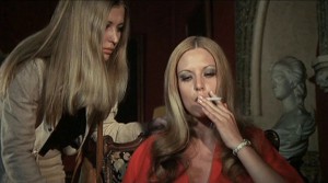 A Virgin Among the Living Dead (1973) 1