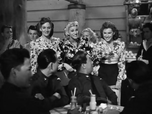 Hollywood Canteen (1944) 2