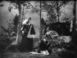 Under the Red Robe (1937) 5